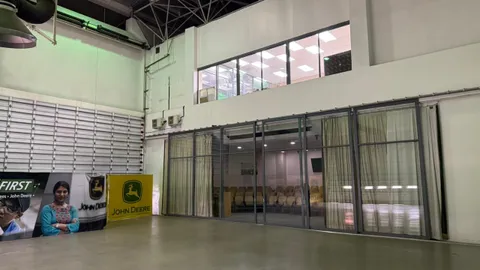 WhatsApp Image 2025-12-17 at 15.47.21 (1).